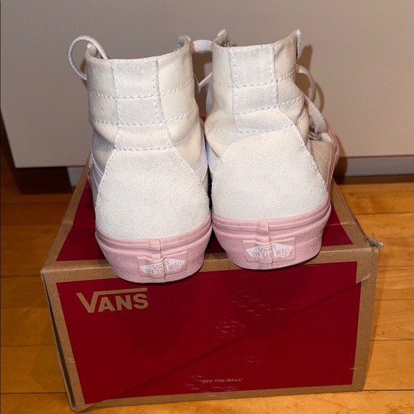Vans Women's White and Pink Sneakers - Picture 7 of 11
